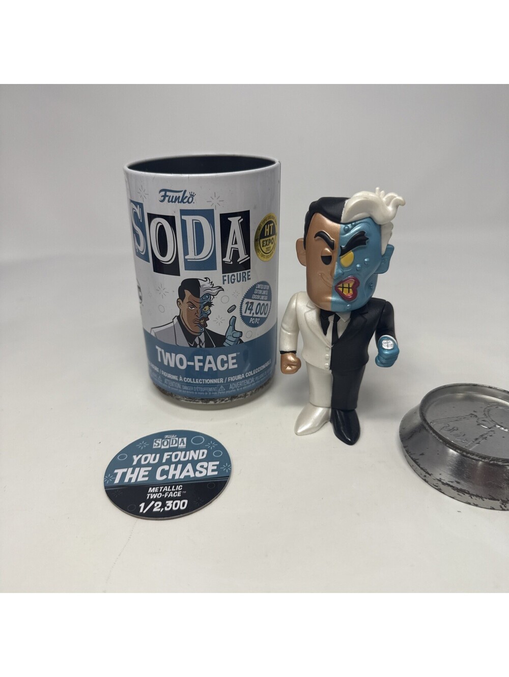 Funko Soda: Two-Face Metallic Hot Topic Expo LE 2300 Chase